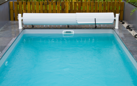 COBERTOR-PARA-PISCINA-e-classic (1)